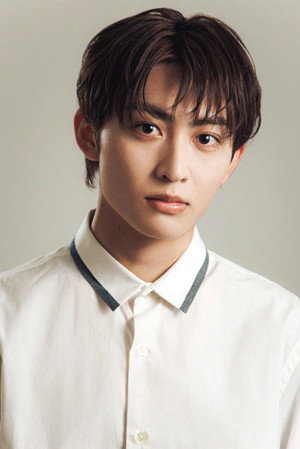 日野友輔